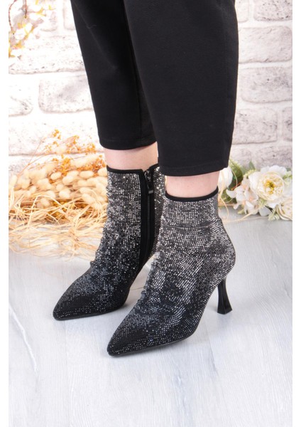 25K136 Rahat Taş Baskılı 7 cm Yükseklik Topuklu Kadın Bot fiyatları