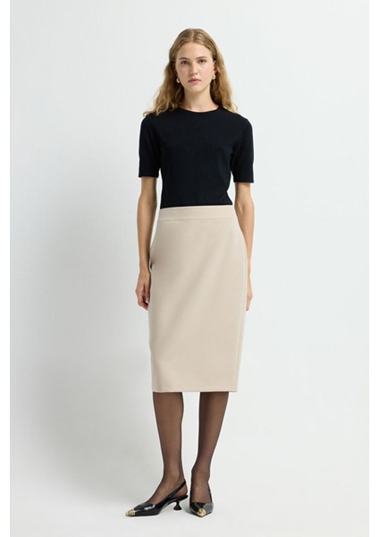 Arkadan Fermuarlı Kalem Etek Bej 12709135117