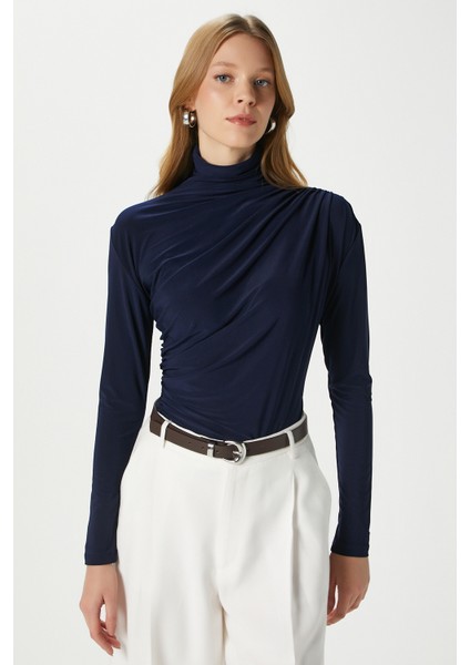 Kadın Moon Büzgülü Lacivert Sandy Bluz fırsatları