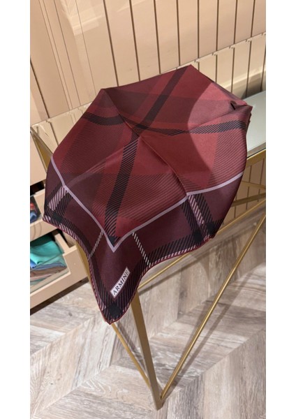 2025 Desenli Saf Ipek Twill Eşarp 9418-53 fırsatları