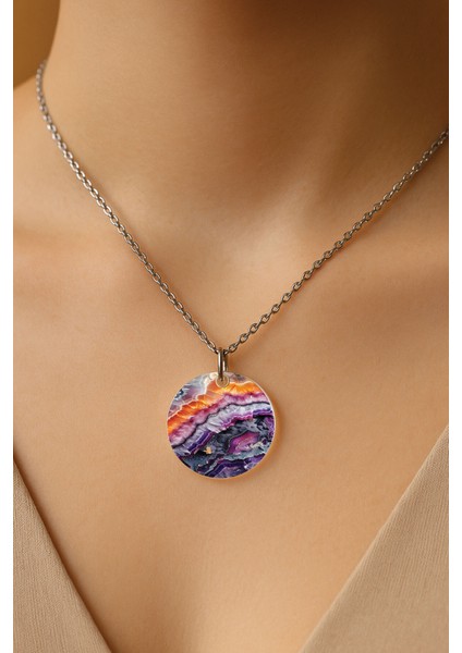 Şeffaf Sert Akrilik Kolye Ucu ve Üzeri Zincirli Desenli Kolye Gizli Hazine