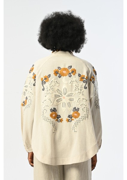 Arkası ve Kolları Çiçek Nakışlı Kimono Ceket fiyatları