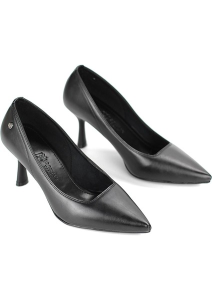 Ayça Esnek Yumuşak Kaymaz Taban (7 Cm) Siyah Cilt Kadın Topuklu Ayakkabı modelleri