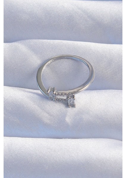 Pirinç Gümüş Renk Zirkon Taşlı Geometrik Ayarlanabilir Yüzük fiyatları