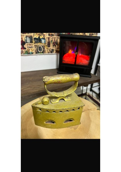 Antika Kömürlü Ütü