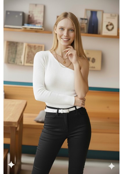 Kadın Beyaz Tek Omuz Kol Açık Üst Kalite Dokuma Uzun Kollu Fitilli Bluz Body