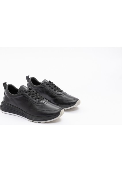 Kadın Siyah Deri Spor Ayakkabı