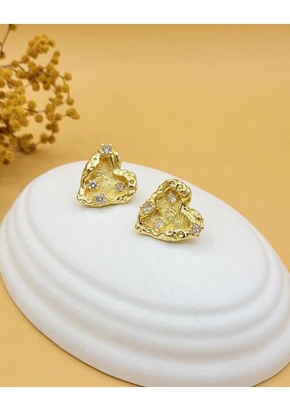 Zirkon Taşlı Kalp Dokulu Pirinç Küpe fiyatları