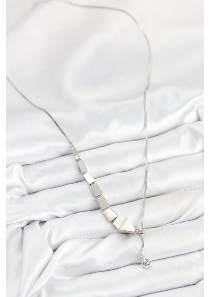 Bfs Pirinç Yılan Model Gümüş Renk Asansörlü Kadın Kolye fiyatları