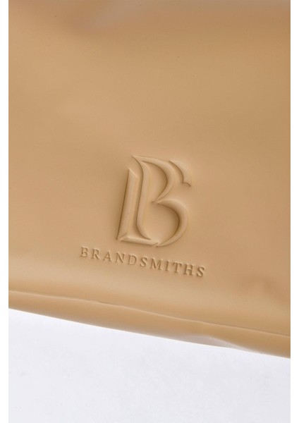 Camel (Deve Tüyü) Core Grooming Case fırsatları