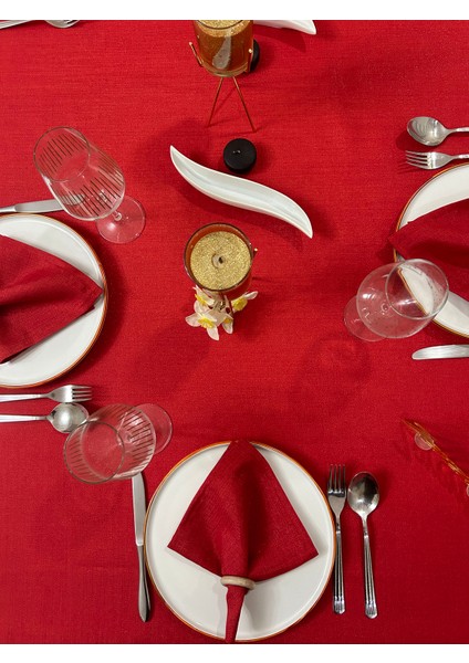 Çeyizlik Piko Sarma Detaylı Dertsiz Masa Örtüsü Simli Kırmızı modelleri