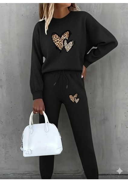 Kadın Uzun Kollu Bisiklet Yaka Kalp Desenli Şardonlu Üç Iplik Bluz ve Pantolon Ikili Takım