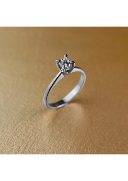 Badem Tırnak Pırlanta Modeli 925 Ayar Gümüş Tektaş Yüzük - Taş Çapı 5 mm-0,50 Ct