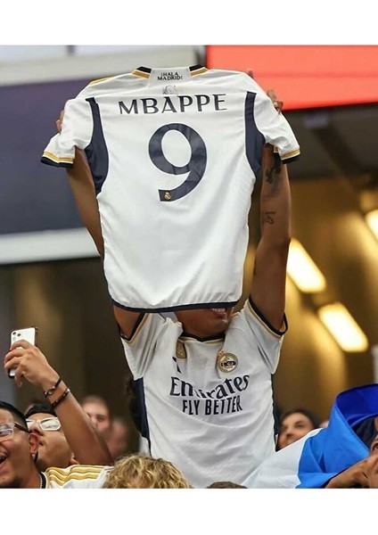 Real Madrid 2023/24 Yeni Sezon Kylian Mbappé Iç Saha Forması fiyatları