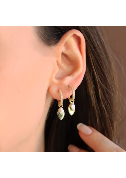 Mekik Taşlı Gold Gümüş Küpe