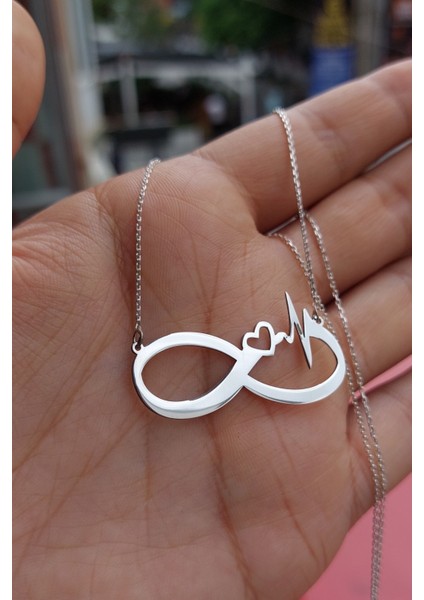 925 Ayar Gümüş Kalpli Sonsuzluk Kolye