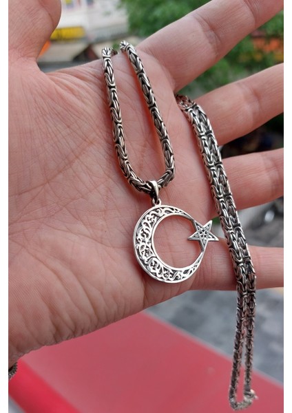 925 Ayar Gümüş Ayyıldız Kolye