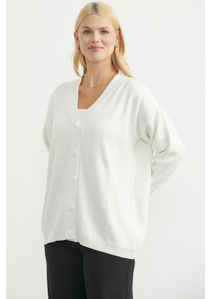 V Yaka Salaş Düğmeli Triko Hırka - Kemik fiyatları