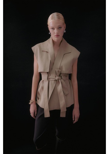 Kuşaklı Uzun Yelek Bej fiyatları