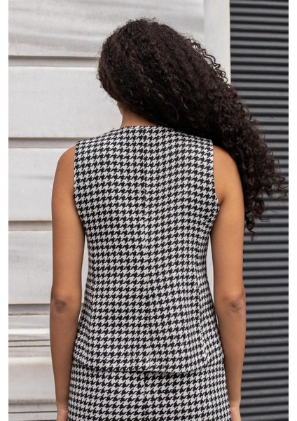 Kadın Tuvit Kazayağı Sıfır Yaka Yelek-Siyah Kazayağı