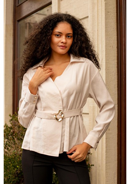 Kadın Ipeksi Dokulu Likrasız Modal Kumaş Yakalı Anvelop Kemerli Şık Bluz-Bej fırsatları