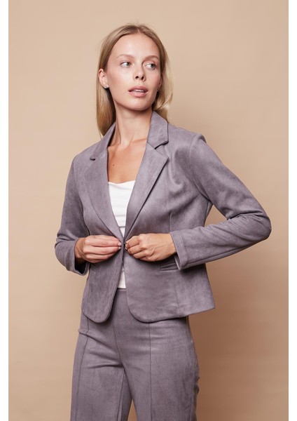 Hafif Likralı Süet Kumaş Flato Cepli Uzun Kol Kısa Blazer Ceket-Gri