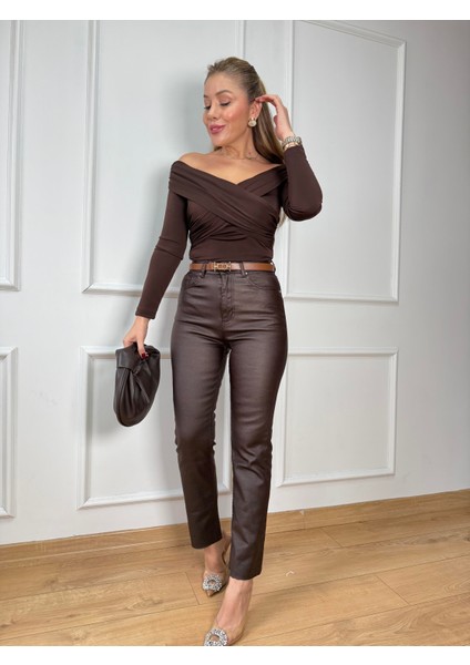 Kahve Çapraz Yakalı Bluz