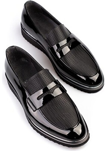 Erkek Klasik Rugan Ayakkabı Kalın Tabanlı EVA Taban ile Şık Tasarım