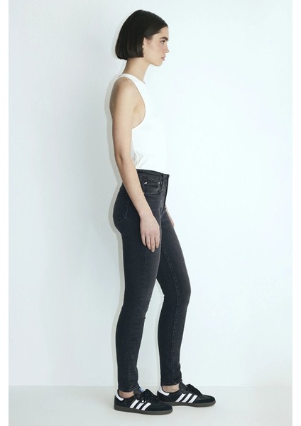 Tess Pamuklu Skinny Fit Normal Bel Dar Paça Jeans Bayan Kot Pantolon 100328 indirimleri