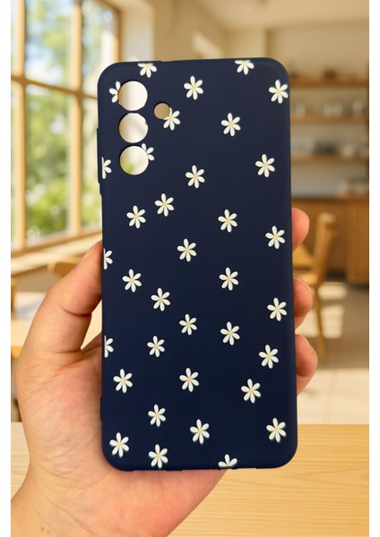 Samsung Galaxy A04S Uyumlu Mini Papatya Desenli Silikon Darbe Emici Klasik Korumalı Rubber Kılıf fiyatları