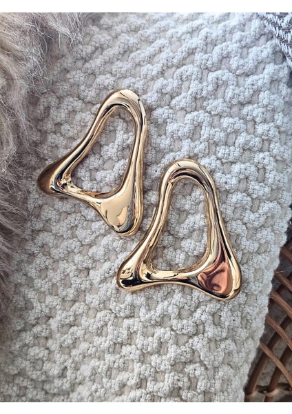 - Wave Bold – Büyük Dalgalı Form Kadın Küpe (KOD-396) fiyatları