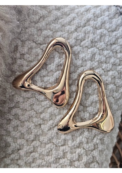 - Wave Bold – Büyük Dalgalı Form Kadın Küpe (KOD-396) fırsatları