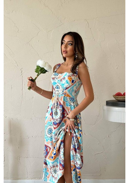 Kadın Yazlık Renkli Kalp Yaka Bağcık Detaylı Desenli Midi Boy Elbise 10E-2344 fiyatları