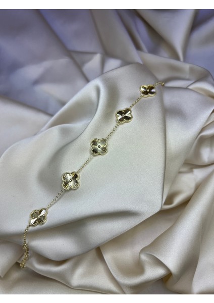 Çelik Gold Clover Bileklik