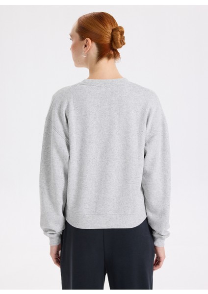 Yuvarlak Yaka Gri Kadın Sweatshırt EVO03AH25SUCCH indirimleri