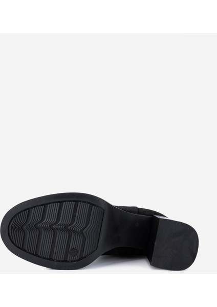 Kadın Hakiki Deri Siyah Süet Topuklu Bot 51 9044 Bn Bot SK25-26 Sıyah Suet fırsatları