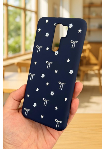 Xiaomi Redmi 9 Uyumlu Mini Fiyonk Desenli Silikon Darbe Emici Klasik Korumalı Rubber Kılıf fırsatları