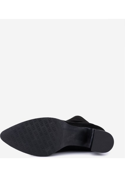 Kadın Hakiki Deri Siyah Süet Topuklu Bot 51 8056 Bn Bot SK25-26 Sıyah Suet fırsatları