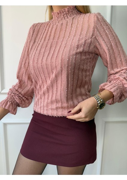 Pudra Dik Yaka Şeritli Bluz