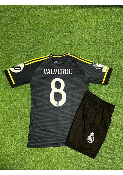 Real Madrid 2025/26 Sezonu Valverde Deplasman Çocuk Forması (Gri)