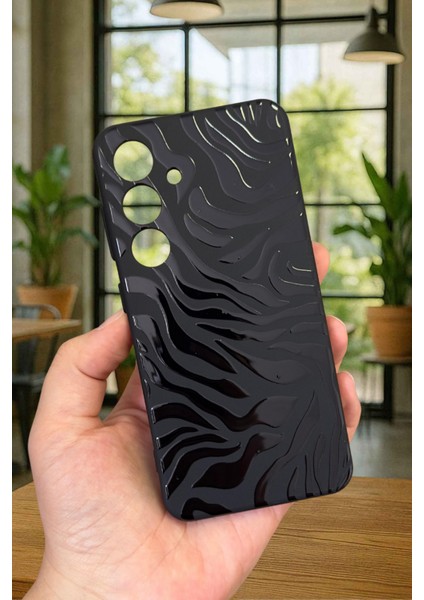 Samsung Galaxy S24 Zebra Desenli Silikon Darbe Emici Klasik Korumalı Rubber Kılıf