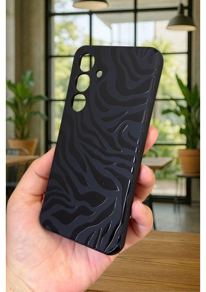 Samsung Galaxy S24 Zebra Desenli Silikon Darbe Emici Klasik Korumalı Rubber Kılıf modelleri