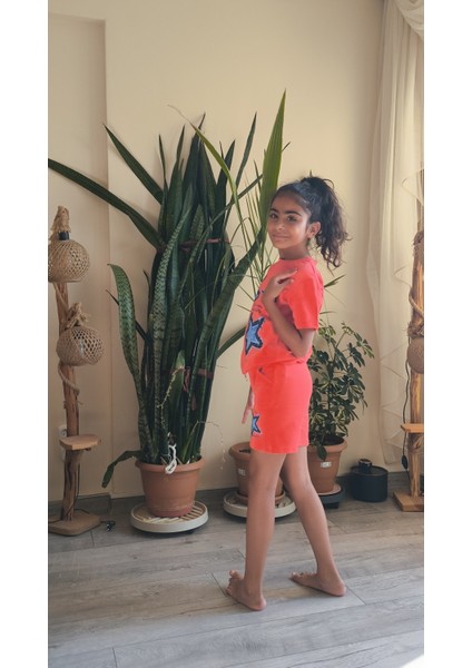 Kız Çocuk Pamuklu Şortlu Takım Somon, Lila, Nar Çiçeği Renkli fırsatları