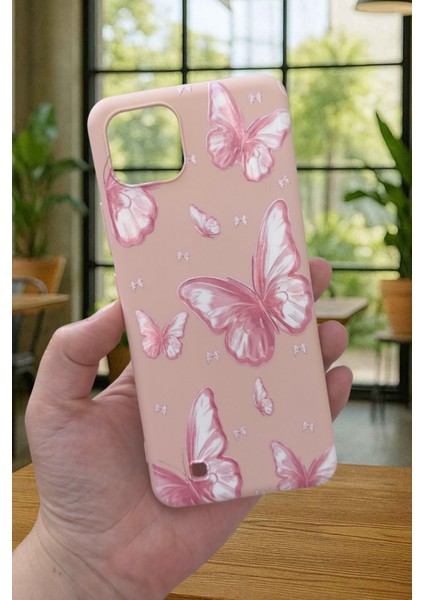 Realme C11 - Pembe Kelebek Desenli Silikon Darbe Emici Klasik Korumalı Rubber Kılıf
