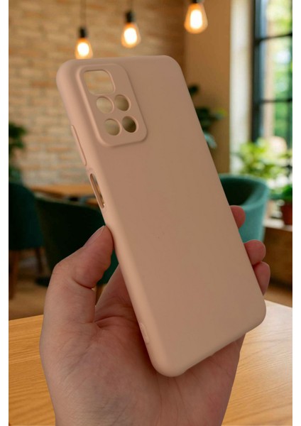 Xiaomi Redmi 10 2022 Silikon Darbe Emici Klasik Korumalı Rubber Kılıf modelleri