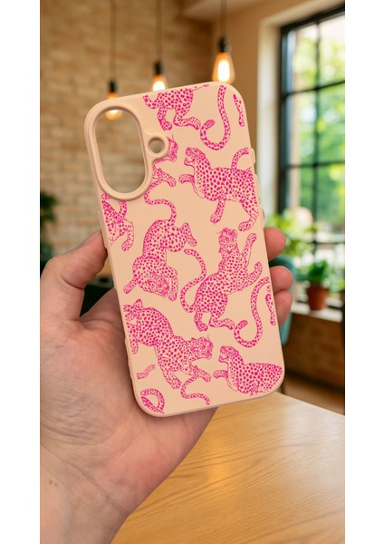 iPhone 16 Plus -Pembe Leopar Desenli Silikon Darbe Emici Klasik Korumalı Rubber Kılıf