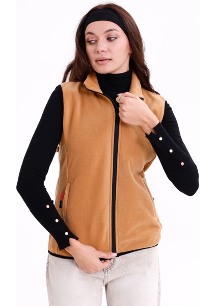 Kadın Slim Fit Tam Fermuarlı Polar Yelek