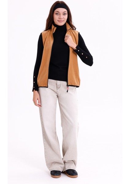 Kadın Slim Fit Tam Fermuarlı Polar Yelek modelleri