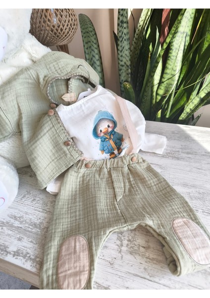 Erkek Bebek Çocuk Üçlü Takım Kapşonlu Ceketli Askılı Pantolon Müslin Keten %100 Pamuk Şık Tasarım modelleri