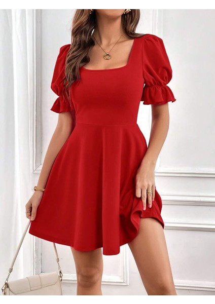 Kadın Kısa Kollu Kare Yakalı Kiloş Ithal Krep Elbise